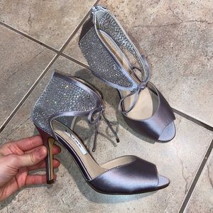 Nina Lilac / grey Embellished Heels - Never Worn. NWOT.